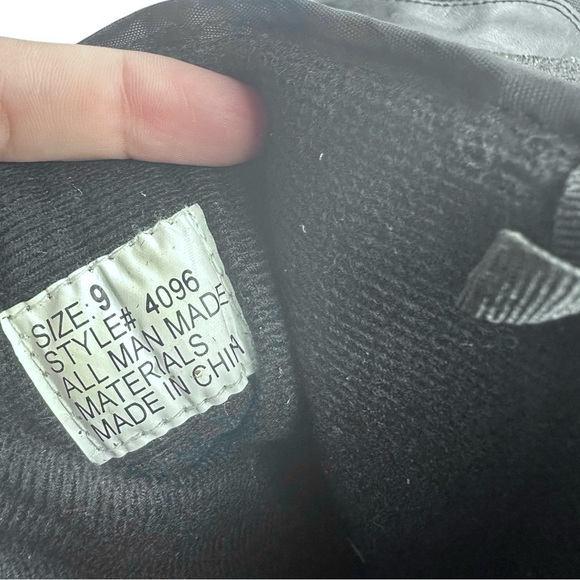 Rugged Exposure Black Snow Insulated Winter Boots Size 9 - Picture 8 of 9